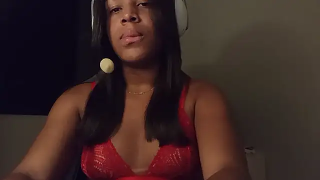 Snapshot of cammydebora chatting on 10/01/25, 01:00 cammydebora online show from 10/01/25, 01:00