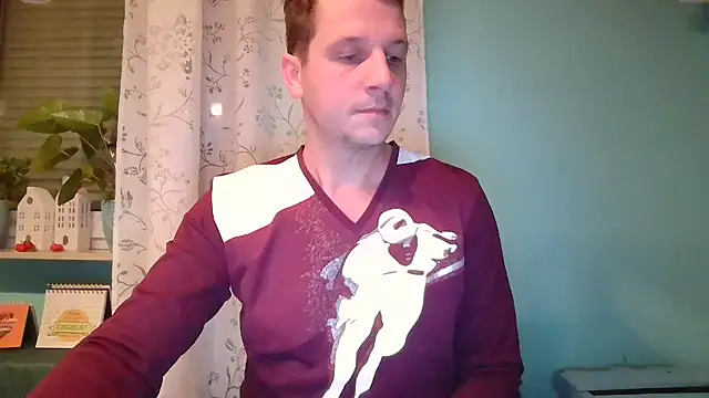 Snapshot of wassermann8484 chatting on 10/26/25, 03:56 wassermann8484 online show from 10/26/25, 03:56