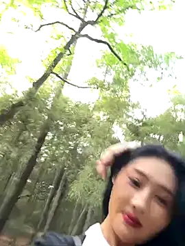 linger-23 online show from 10/08/25, 07:06