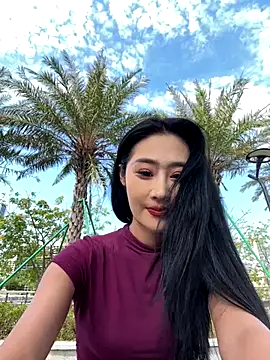 linger-23 online show from 10/30/25, 05:42