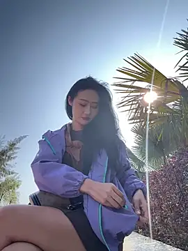 linger-23 online show from 12/05/25, 06:11