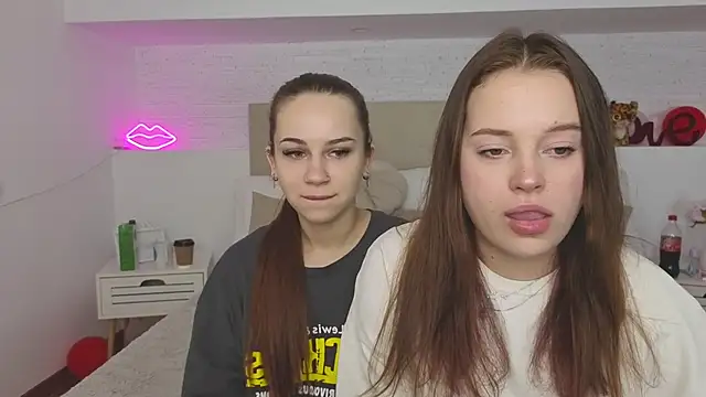 Cute kitty- online show from 09/09/25, 09:36