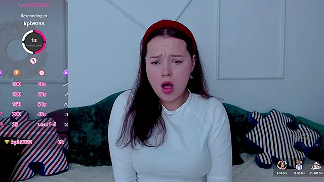 Cute kitty- online show from 09/28/25, 02:28