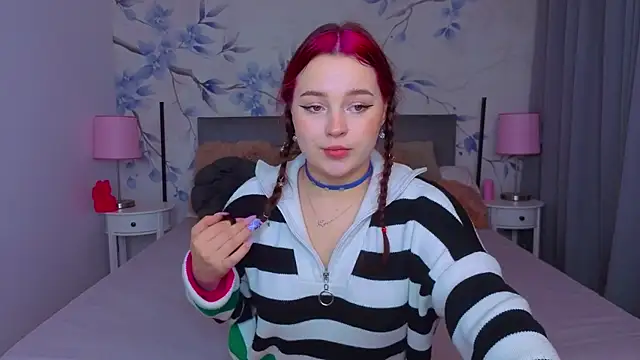 Cute kitty- online show from 11/14/25, 11:57