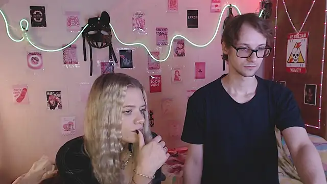 Your Horny Friends online show from 09/23/25, 01:36