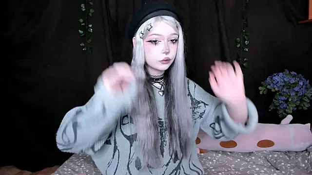 amelia mays xx online show from 12/02/25, 12:21