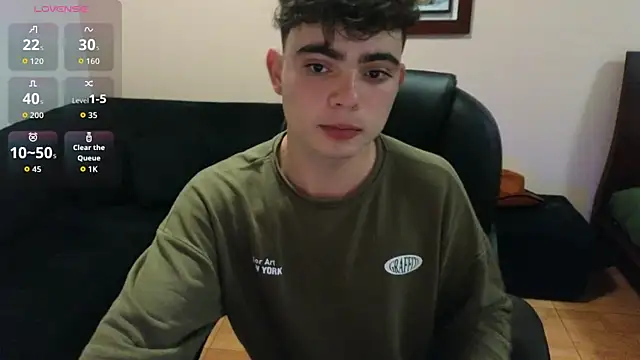 Snapshot of lukeboyce33 chatting on 03/01/26, 12:56 lukeboyce33 online show from 03/01/26, 12:56