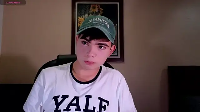 lukeboyce33 online show from 03/22/26, 11:19