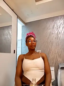 Hotytoty26 online show from 10/11/25, 06:28