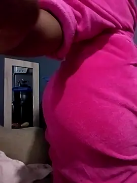 Hotytoty26 online show from 05/11/26, 04:26