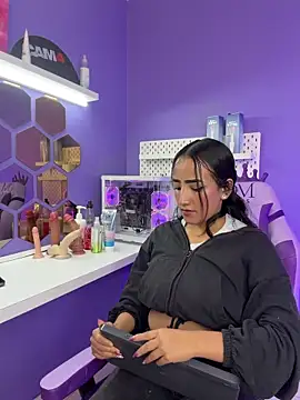 Alice 26  online show from 02/18/26, 02:02