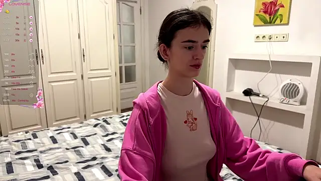 TwinTemptations online show from 10/06/25, 06:49