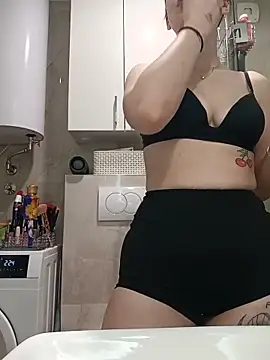 MeCherryy online show from 05/15/26, 03:19