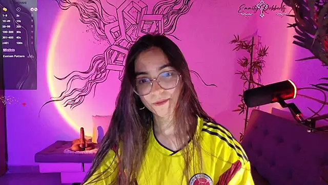 Emmi Roberts online show from 03/24/26, 12:59