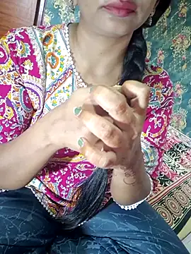 Snapshot of Shalini_telugu09 chatting on 11/22/25, 06:34 Shalini telugu09 online show from 11/22/25, 06:34