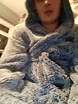 Snapshot of LargeElectrolyte7 chatting on 11/23/25, 02:33 LargeElectrolyte7 online show from 11/23/25, 02:33