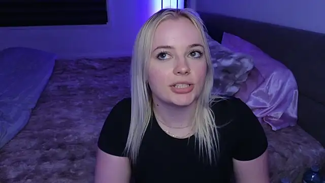 margot robbie7 online show from 02/26/26, 12:53