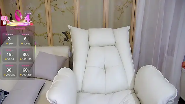 Snapshot of Xiaoxuan-baby chatting on 11/27/25, 08:05 Xiaoxuan-baby online show from 11/27/25, 08:05