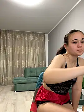 18teengirl3 online show from 10/07/25, 10:56