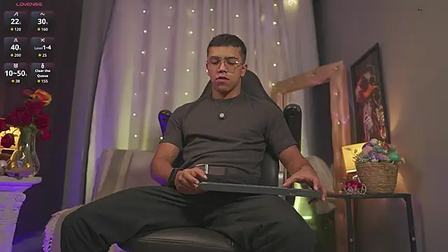 Colstorw  online show from 03/28/26, 10:04