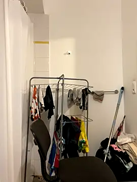 Renoirmonter online show from 12/22/25, 05:59