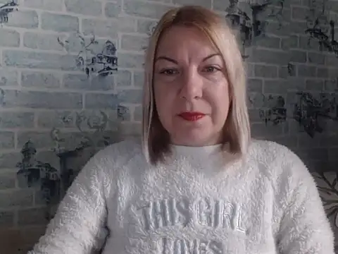 Lillia Ray online show from 12/20/25, 11:06