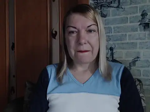 Lillia Ray online show from 03/22/26, 06:17