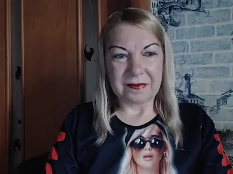 Lillia Ray online show from 05/13/26, 07:06