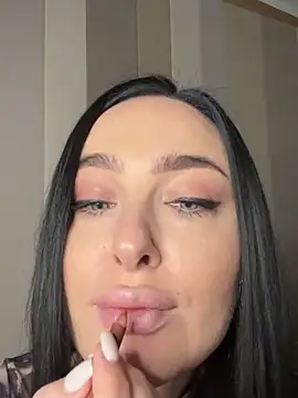 Black swan7777 online show from 03/05/26, 09:16