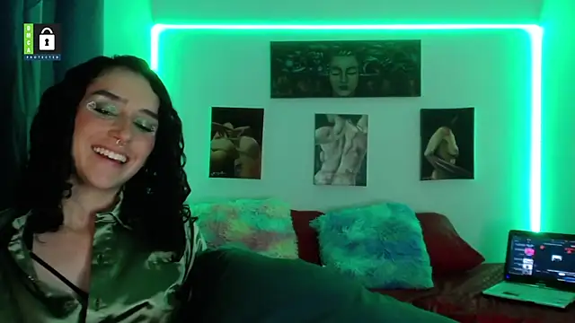 TwinFlamesX online show from 03/17/25, 04:54