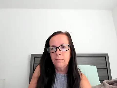 peachgoddess online show from 04/15/26, 02:35