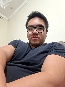 Snapshot of awesometeacher33 chatting on 06/18/26, 03:29 awesometeacher33 online show from 06/18/26, 03:29