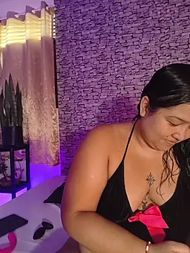 DianaGom online show from 03/10/26, 10:09