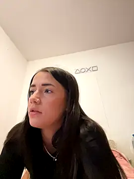 DarkVelvet online show from 12/17/25, 10:43