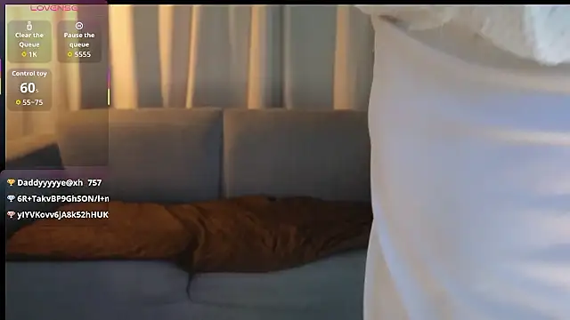 YuliethPetite online show from 01/07/26, 11:12