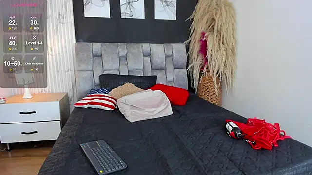 mia gatess online show from 03/19/25, 12:45