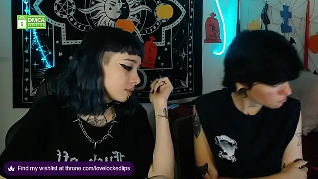 lovelockedlips online show from 10/29/25, 03:53