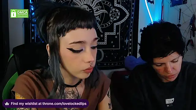 lovelockedlips online show from 11/24/25, 09:14