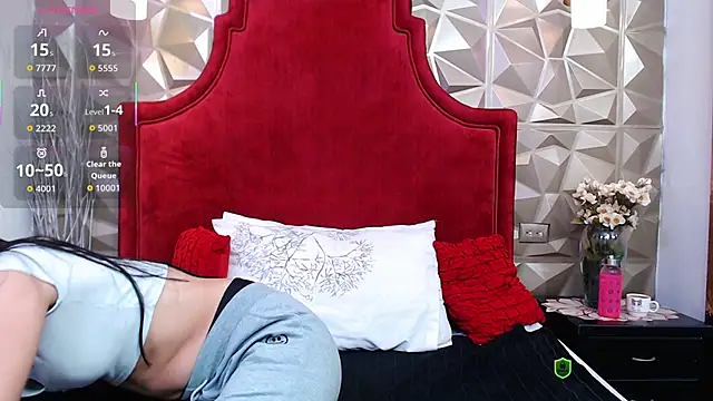 Lili Opal online show from 02/24/26, 12:03