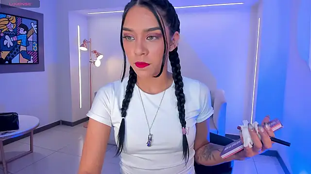 AmaliaCrus online show from 09/28/25, 11:43