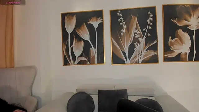 AmaliaCrus online show from 03/26/26, 08:14