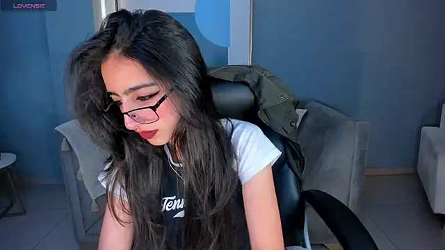 LarisaSmirnov online show from 10/01/25, 04:29