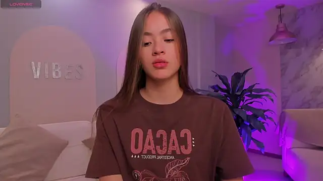 MaiaCollins online show from 09/30/25, 06:13