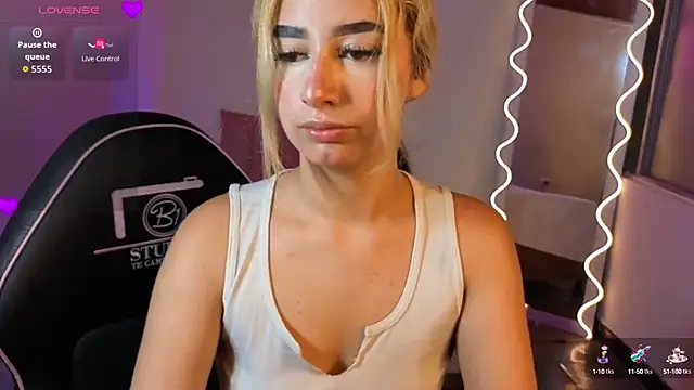 Malory tay1 online show from 10/08/25, 07:11