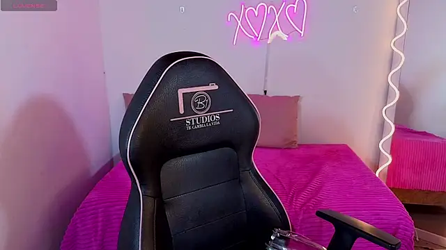 Malory tay1 online show from 11/24/25, 07:13