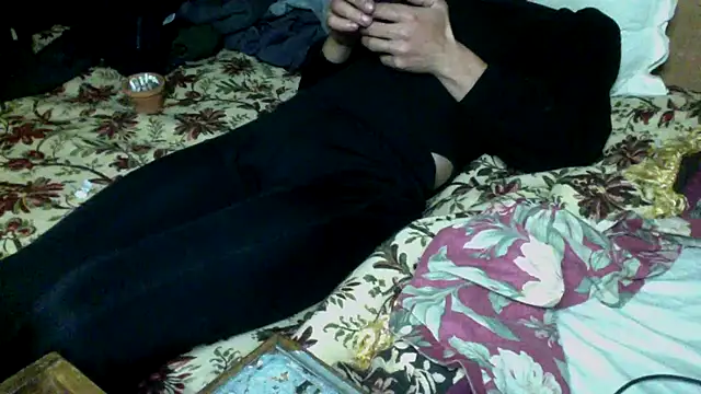 JoaoPinto0 online show from 11/08/25, 12:33