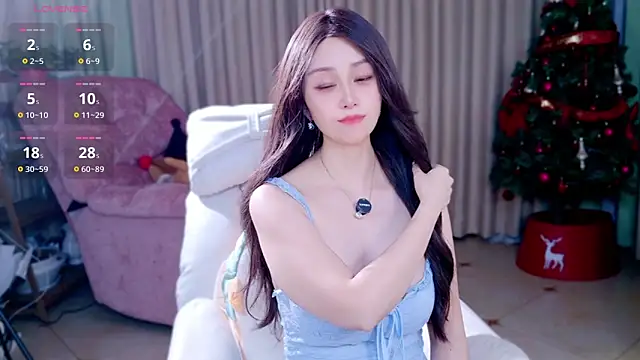 NovaNana online show from 04/10/26, 01:27