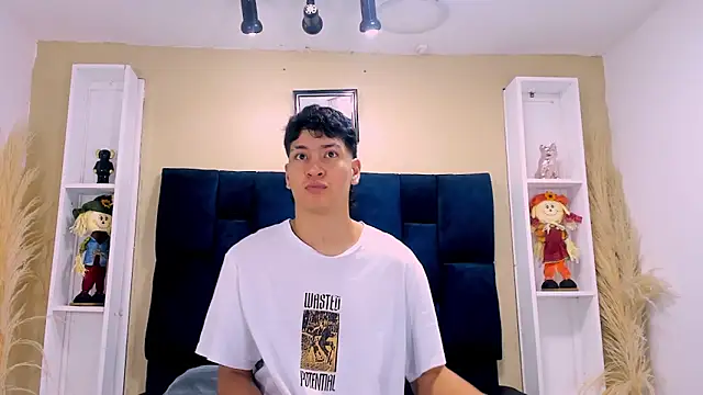 Jhojan twink online show from 10/06/25, 12:02