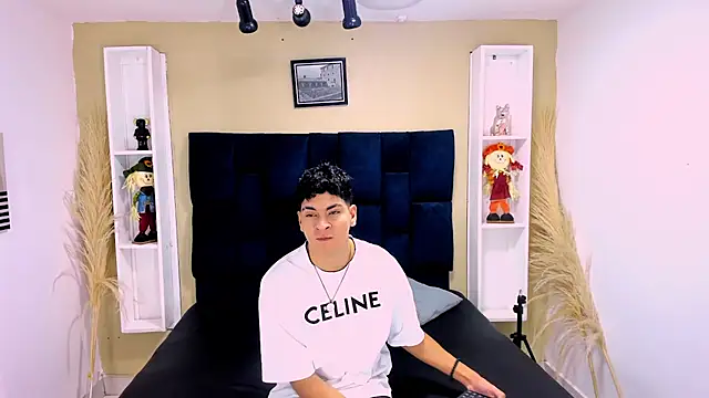 Jhojan twink online show from 10/08/25, 12:36