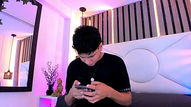 Jhojan twink online show from 11/04/25, 07:13